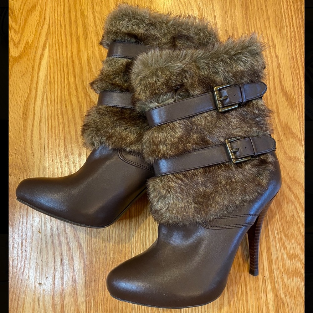 Guess heeled boots